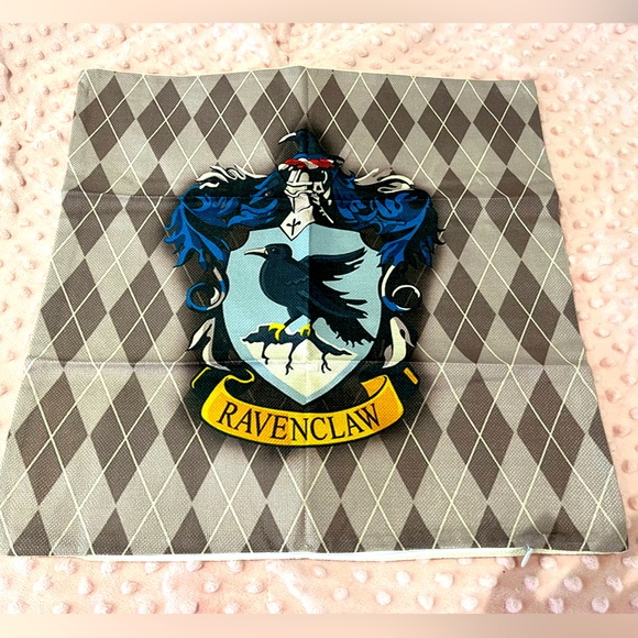 🔆Harry Potter Ravenclaw Accent Pillow Cover - Picture 1 of 1